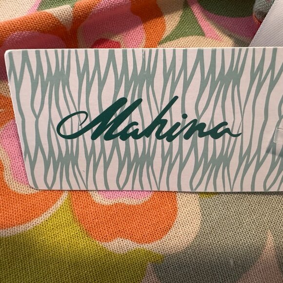 Super cute floral Mahina mini dress - Picture 4 of 6